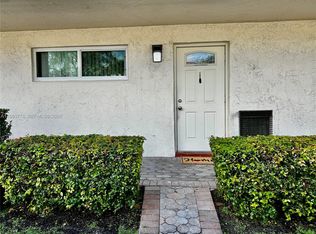 Hollybrook, Pembroke Pines, FL 33025