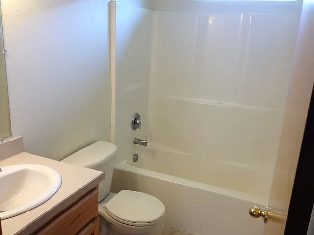 246 SW Jefferson St — Photo 9
