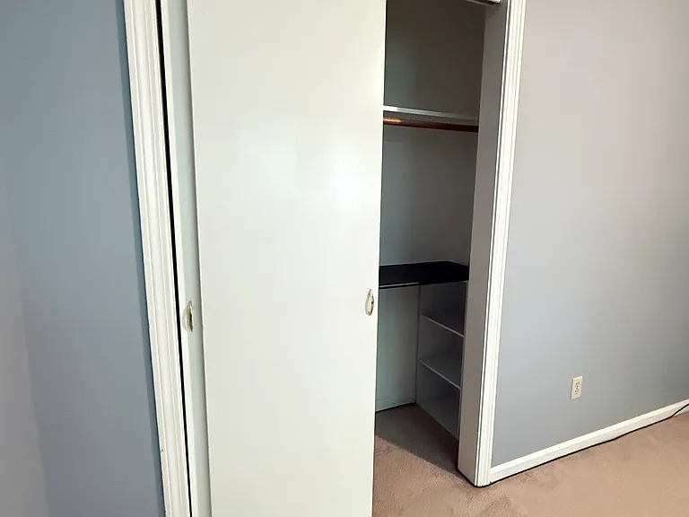 13 Kimberly Dr #C — Photo 23