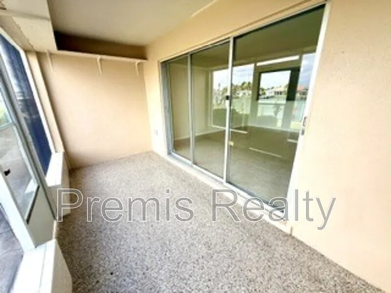 333 Island Way #1 — Photo 6