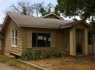 726 Boone St, Uvalde, TX 78801