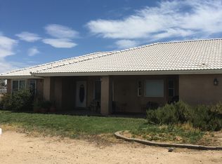 5025 Solano Rd, Phelan, CA 92371