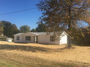4 Seth Ln, Troy, MO 63379