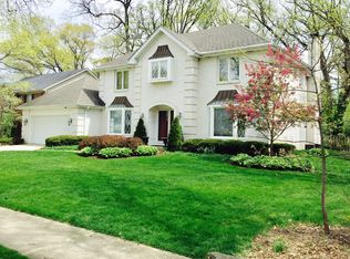 1235 Yorkshire Woods Ct, Wheaton, IL 60189