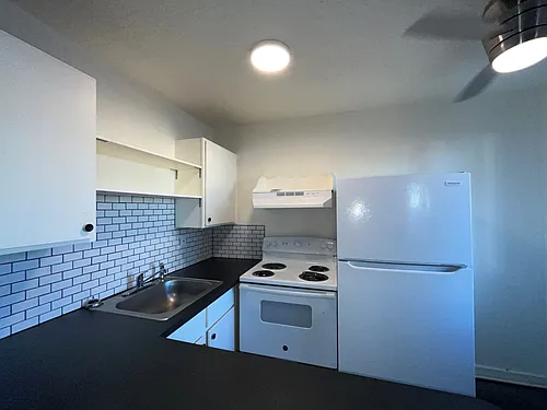Floor plan Downstairs Studio Apartment
