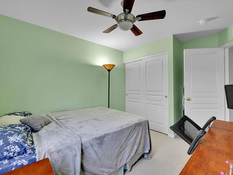 404 Belvedere Ln — Photo 5
