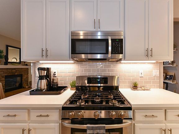 5th image of 979 Countrywood Circle