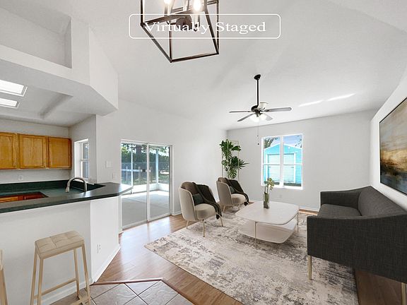 3rd image of 1518 SW Pitts Avenue