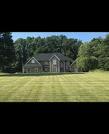 2nd image of 140 Wellington Ln
