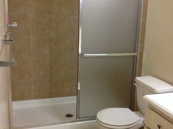 3rd image of 21000 Parthenia St Unit 26