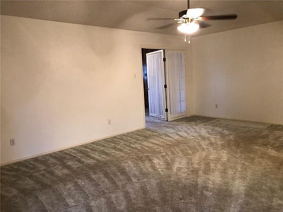 5th image of 1002 Savannah Dr