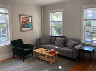 28 Blake St APT 2, Cambridge, MA 02140