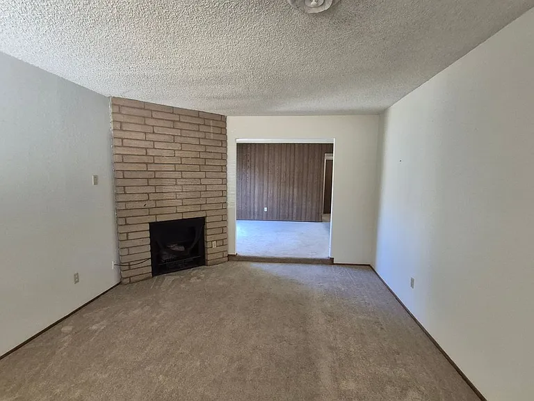 3332 Jayanne Way — Photo 11