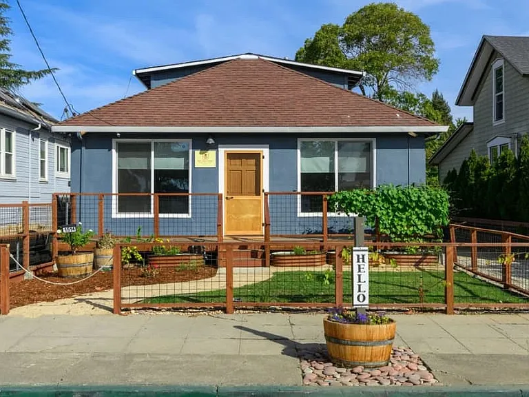 1512 Pine St — Photo 1