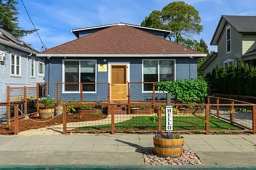 1512 Pine St Photo 1