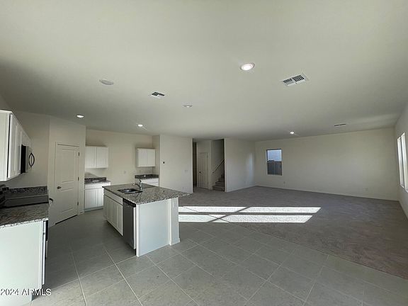 4th image of 37980 N NEATWOOD Drive