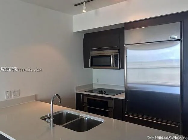 500 Brickell Ave #2604 — Photo 8