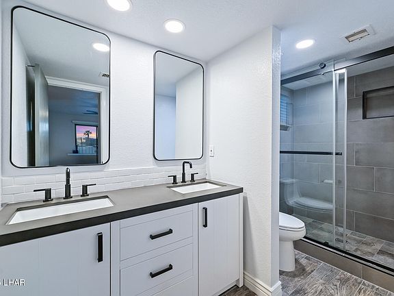 4th image of 1905 Palmer Dr APT 1