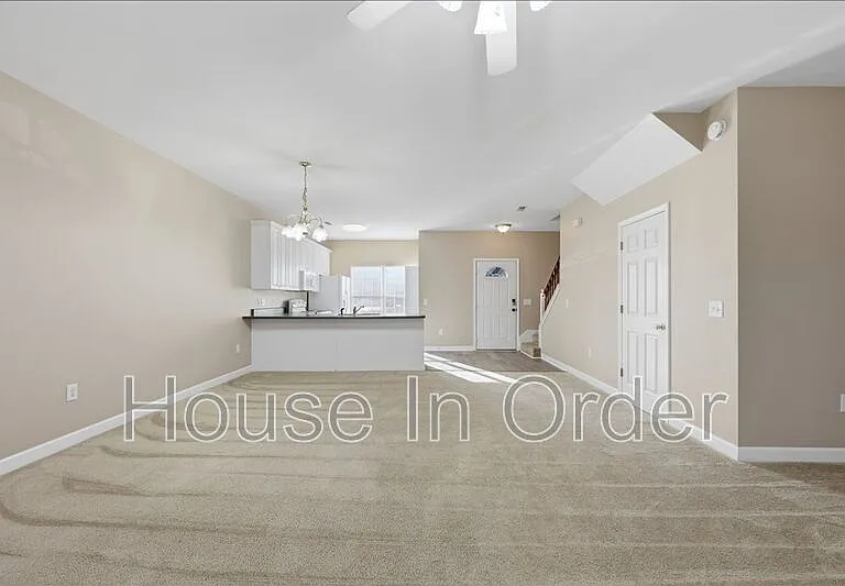 48 Ridgestone Cir — Photo 6