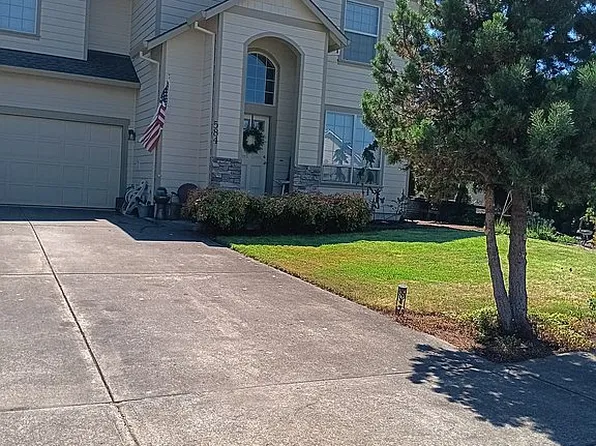 584 Burghardt Dr, Molalla, OR 97038