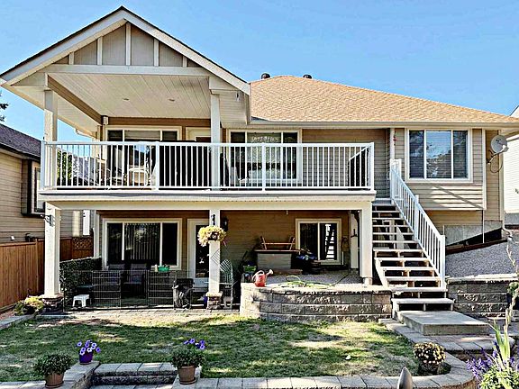 2nd image of 340 Robson Pl