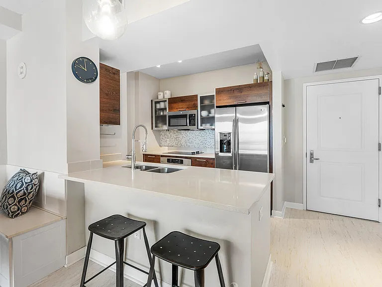 480 Hibiscus St #607 — Photo 6