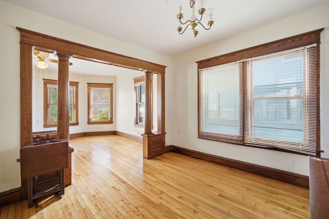 next background image