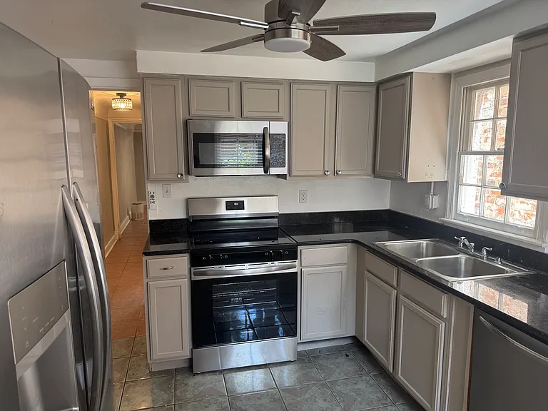 614 Esplanade Ave #C — Photo 6