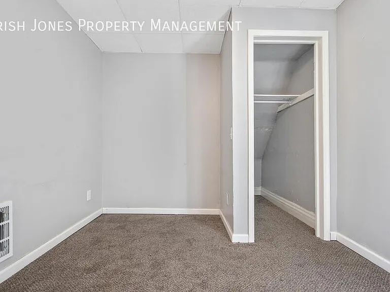76 Hammerschmidt Ave #LOWER — Photo 7