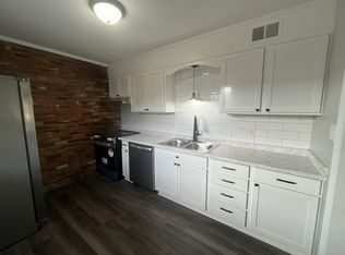356 S Cherry St APT C, Kernersville, NC 27284
