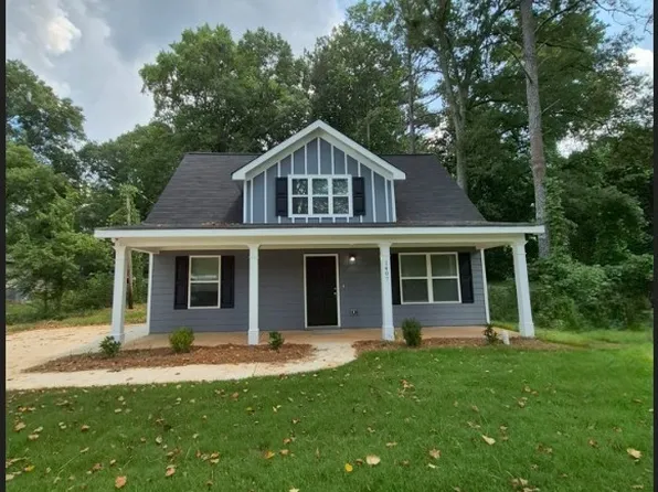 1407 S Broad Street, Monroe, GA 30655
