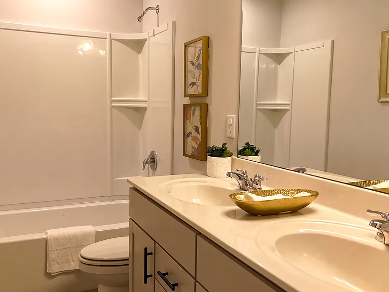 828 Royal Red Ct — Photo 29