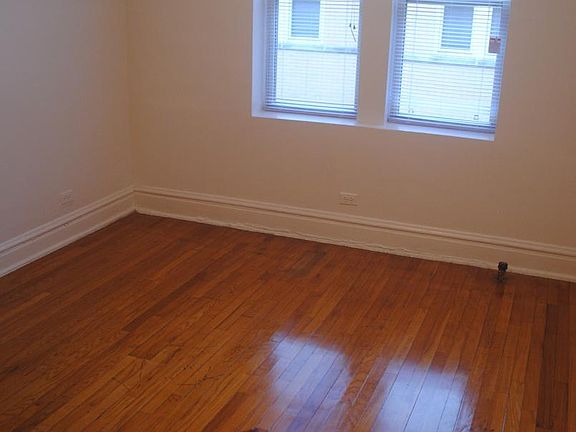 3rd image of 316 N Pine Ave APT 3A