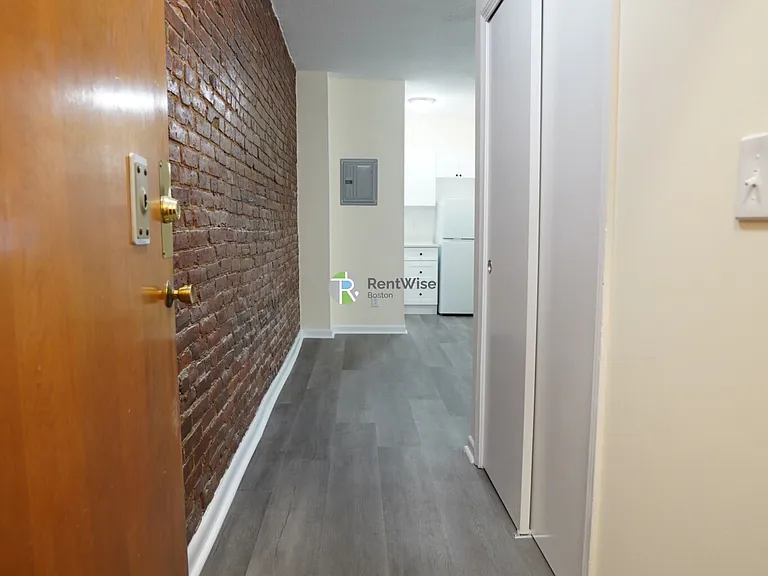 50 Huntington Ave #2 — Photo 3