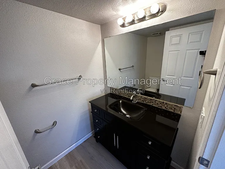 24 Mountain Shadows Ct — Photo 6