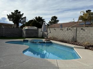 20 Honey Locust Dr, North Las Vegas, NV 89031