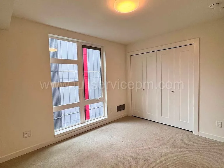 11208 Pinehurst Way NE — Photo 17