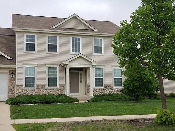 2nd image of 902 Northside Dr