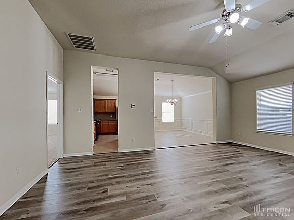 2nd image of 11707 Elizabeth Ct