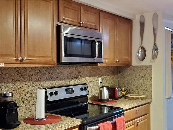 5th image of 14130 Kendale Lakes Cir #14130