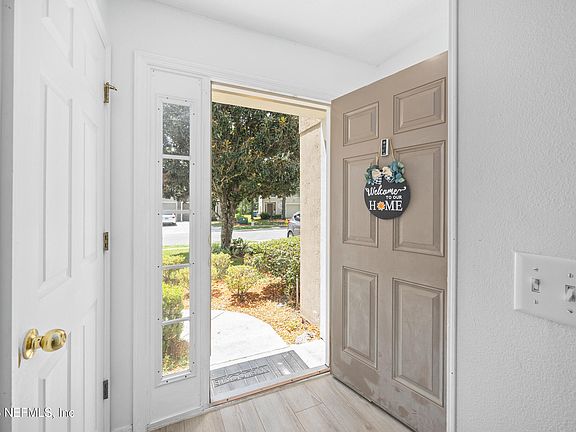 4th image of 11614 HICKORY OAK Drive