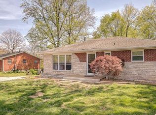 600 Valencia Dr, Belleville, IL