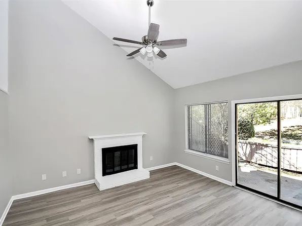 11212 Carmel Chace Dr, Charlotte, NC 28226