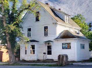 169 Water St, Shelburne, NS B0T1W0