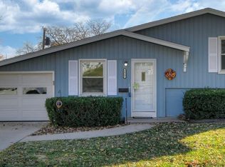 4917 S 77th Ave, Ralston, NE 68127