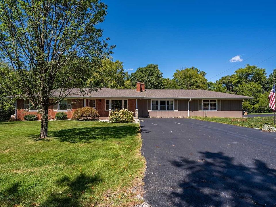 1st image of 6611 Rosser Dr