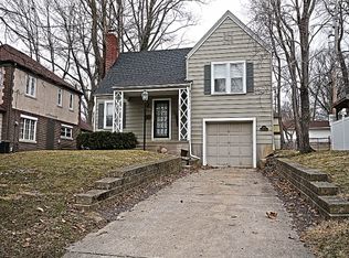 2074 W Macon St, Decatur, IL 62522