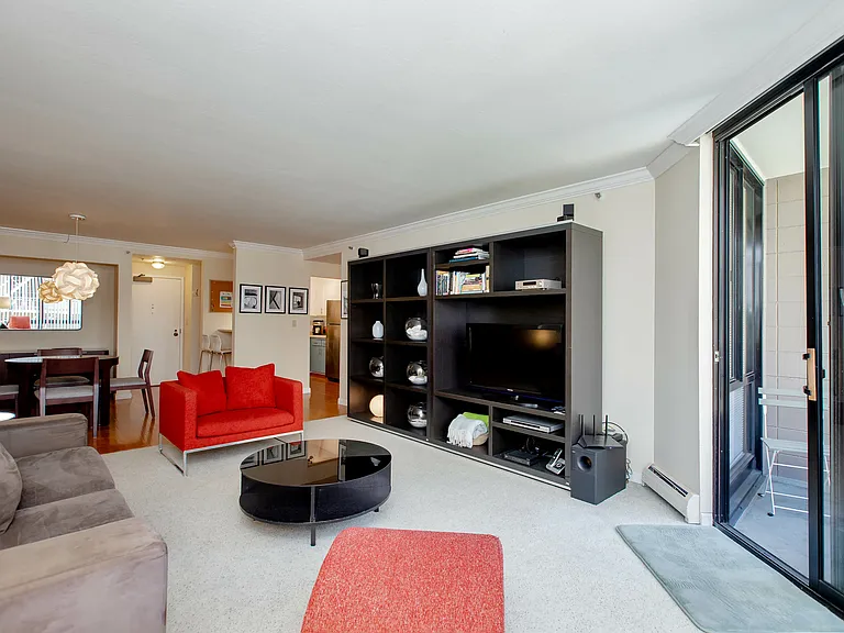 900 Bush St #510 — Photo 8