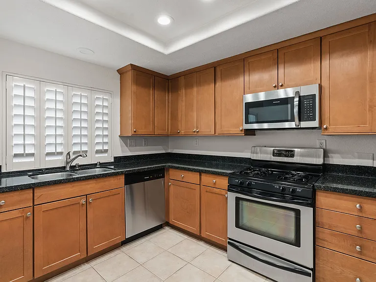 1898 Matin Cir #189 — Photo 11