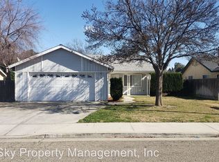 1146 San Carlos St, Porterville, CA 93257
